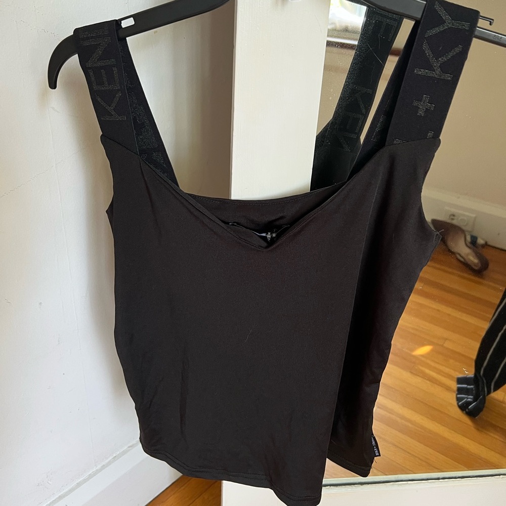 NWT KENDALL & KYLIE TANK TOP